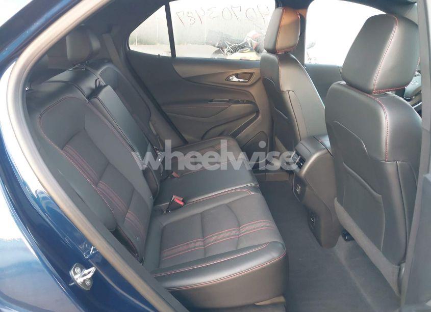 Photo 8 of 2022 Chevrolet Equinox AWD RS (VIN 3GNAXWEV4NS206257)