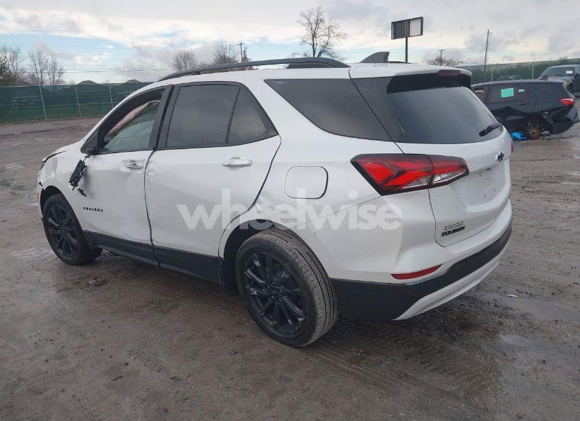Photo 3 of 2022 Chevrolet Equinox AWD RS (VIN 3GNAXWEV7NS240161)