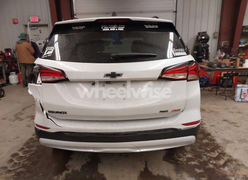 Photo 17 of 2022 Chevrolet Equinox AWD RS (VIN 3GNAXWEV8NS111684)
