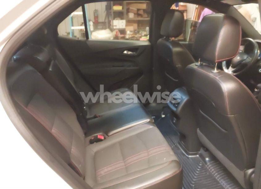 Photo 8 of 2022 Chevrolet Equinox AWD RS (VIN 3GNAXWEV8NS111684)