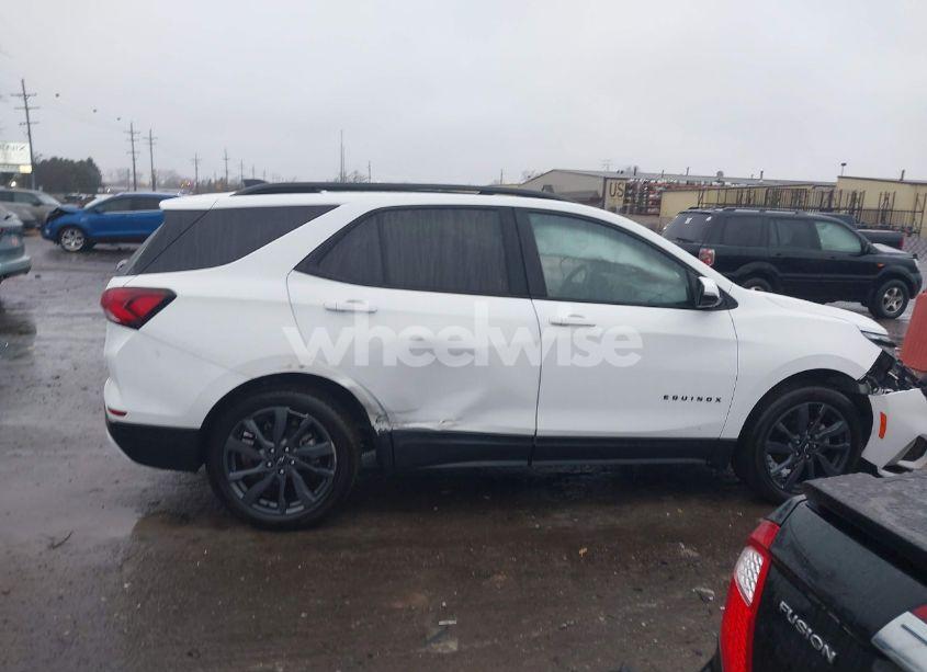 Photo 13 of 2022 Chevrolet Equinox AWD RS (VIN 3GNAXWEVXNS193224)