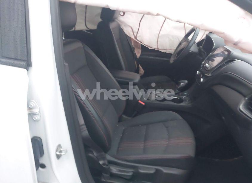 Photo 5 of 2022 Chevrolet Equinox AWD RS (VIN 3GNAXWEVXNS193224)