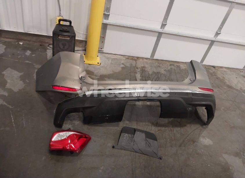 Photo 12 of 2018 Chevrolet Equinox PREMIER (VIN 3GNAXWEX9JS640296)