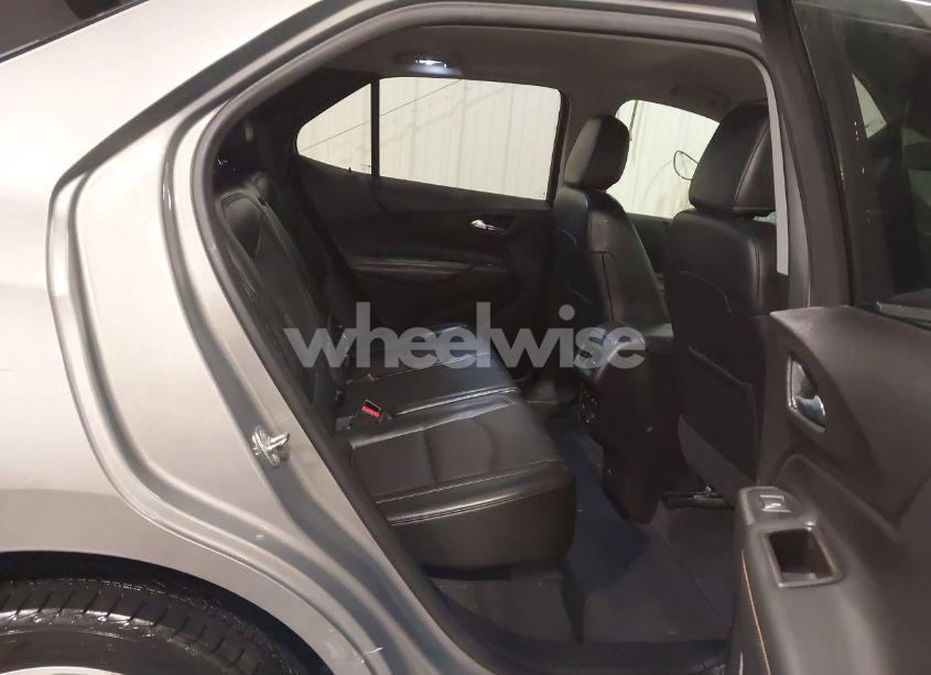 Photo 8 of 2018 Chevrolet Equinox PREMIER (VIN 3GNAXWEX9JS640296)