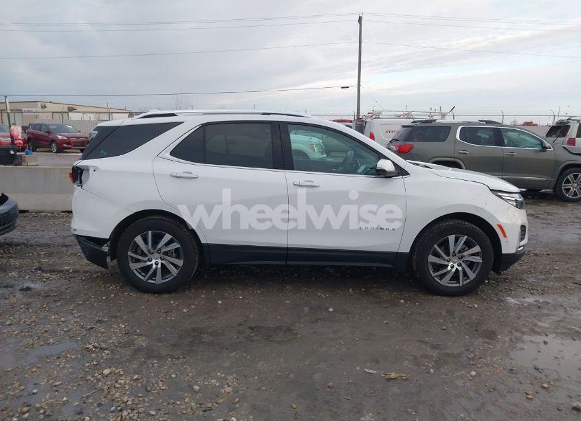 Photo 13 of 2023 Chevrolet Equinox AWD PREMIER (VIN 3GNAXXEG4PL217635)