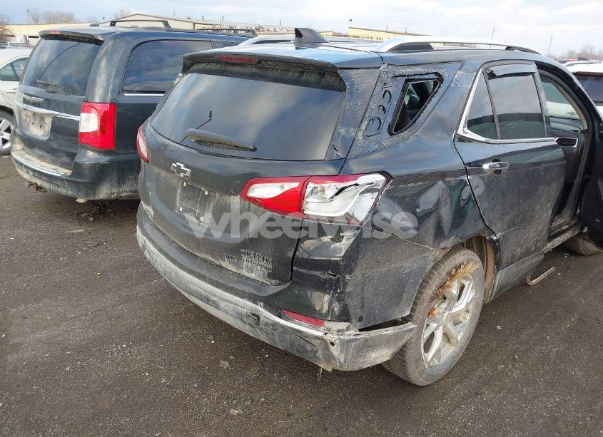 Photo 4 of 2018 Chevrolet Equinox PREMIER (VIN 3GNAXXEU1JL404876)