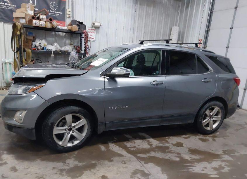 Photo 14 of 2018 Chevrolet Equinox PREMIER (VIN 3GNAXXEU4JL171544)