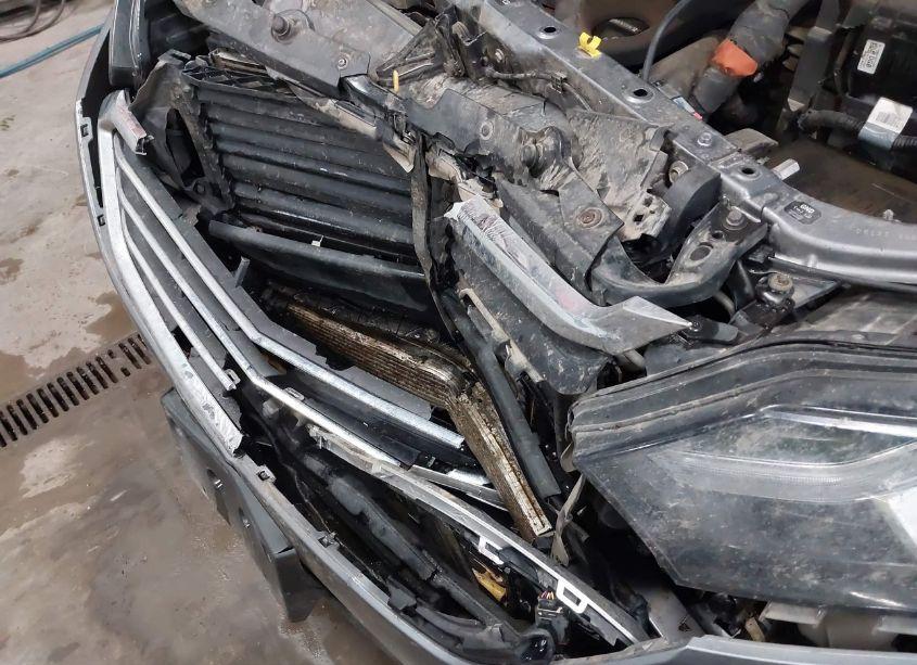 Photo 18 of 2018 Chevrolet Equinox PREMIER (VIN 3GNAXXEU4JL171544)