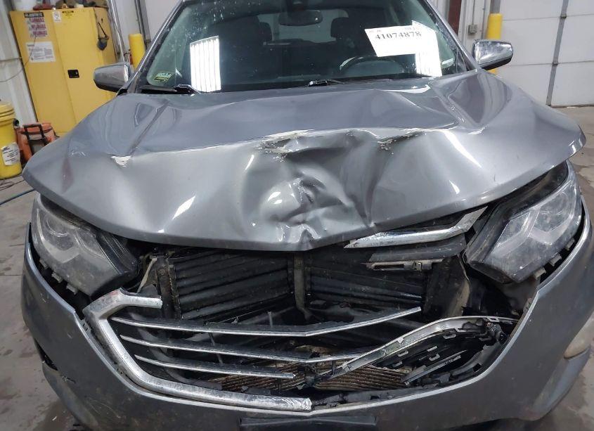 Photo 6 of 2018 Chevrolet Equinox PREMIER (VIN 3GNAXXEU4JL171544)