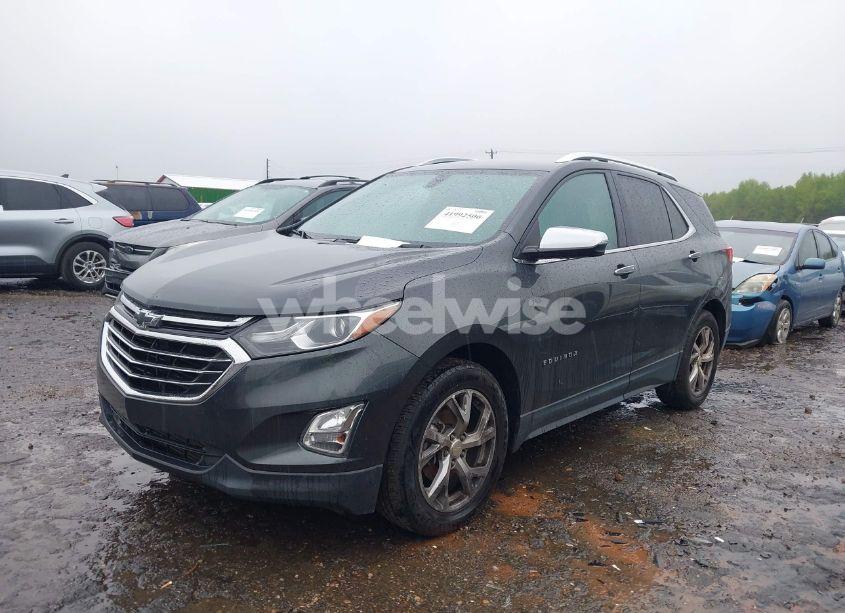 Photo 2 of 2018 Chevrolet Equinox PREMIER (VIN 3GNAXXEU7JL149893)