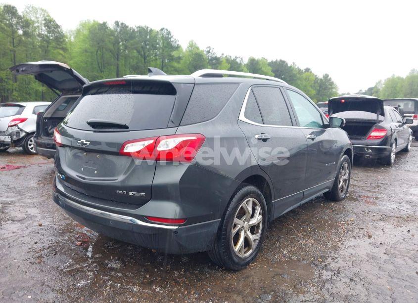 Photo 4 of 2018 Chevrolet Equinox PREMIER (VIN 3GNAXXEU7JL149893)