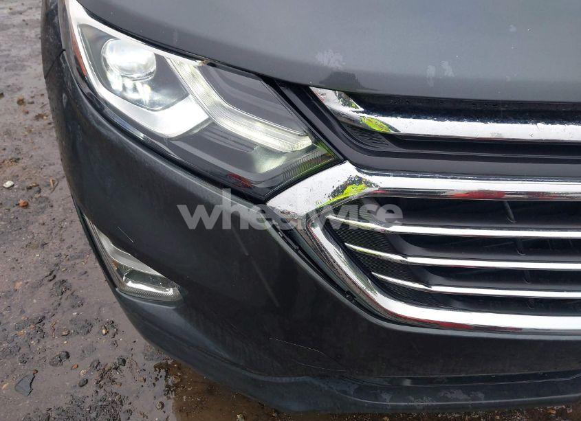 Photo 6 of 2018 Chevrolet Equinox PREMIER (VIN 3GNAXXEU7JL149893)