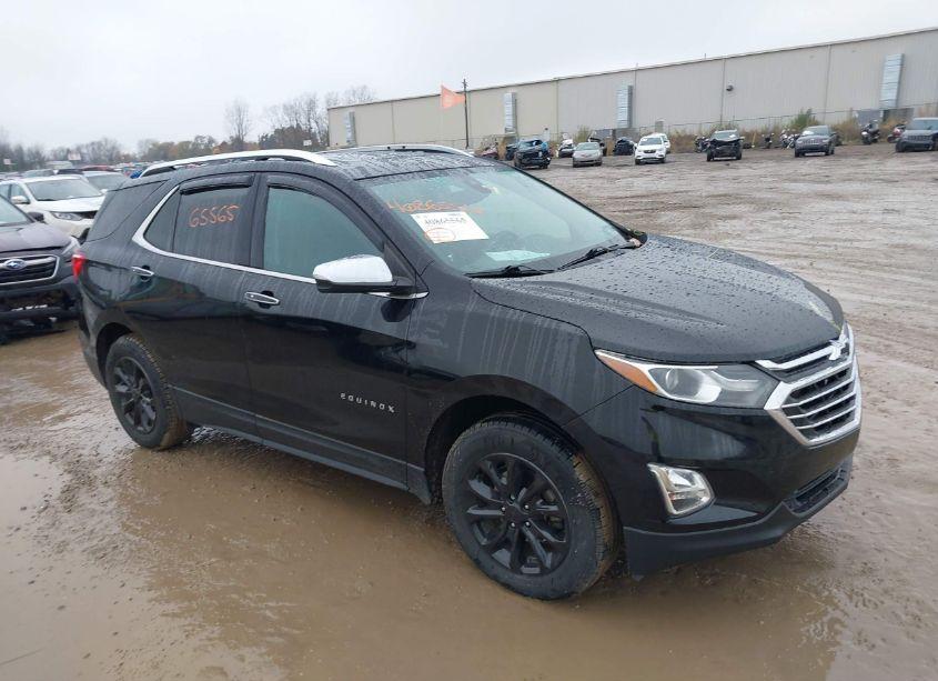 2018 Chevrolet Equinox PREMIER (VIN 3GNAXXEUXJL177073) main photo