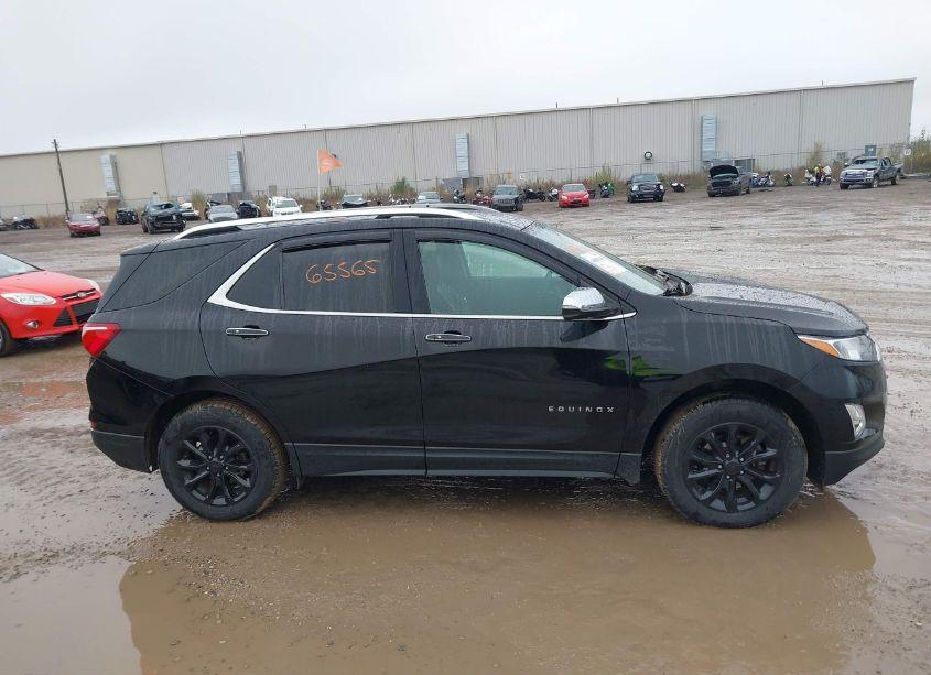 Photo 13 of 2018 Chevrolet Equinox PREMIER (VIN 3GNAXXEUXJL177073)