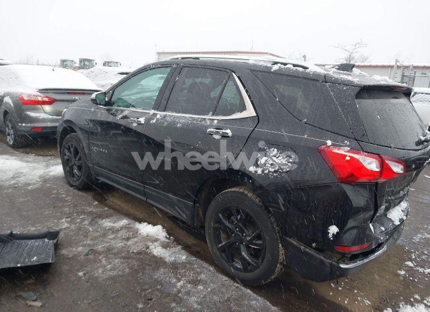 Photo 3 of 2019 Chevrolet Equinox PREMIER (VIN 3GNAXXEV1KL329381)
