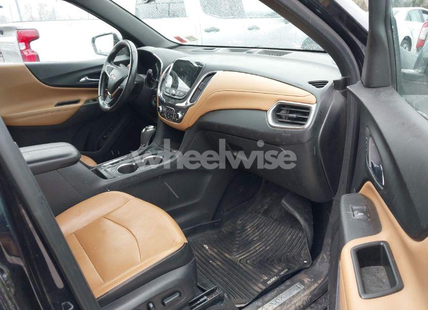 Photo 5 of 2020 Chevrolet Equinox AWD PREMIER 1.5L TURBO (VIN 3GNAXXEV1LS621443)