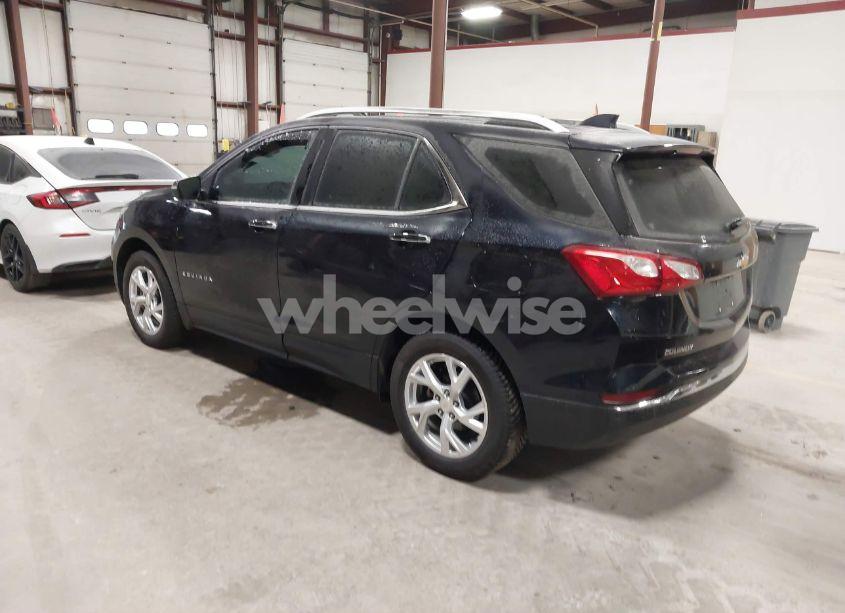 Photo 3 of 2020 Chevrolet Equinox AWD PREMIER 1.5L TURBO (VIN 3GNAXXEV2LS532402)