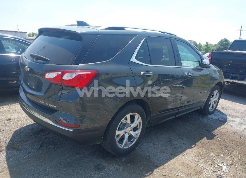 Photo 4 of 2020 Chevrolet Equinox AWD PREMIER 1.5L TURBO (VIN 3GNAXXEV3LS551444)