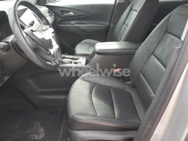 Photo 4 of 2021 CHEVROLET EQUINOX PREMIER (VIN 3GNAXXEV3MS178844)