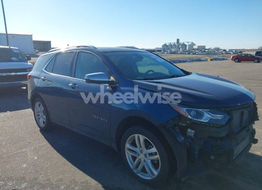 2019 Chevrolet Equinox PREMIER (VIN 3GNAXXEV4KL239612) main photo