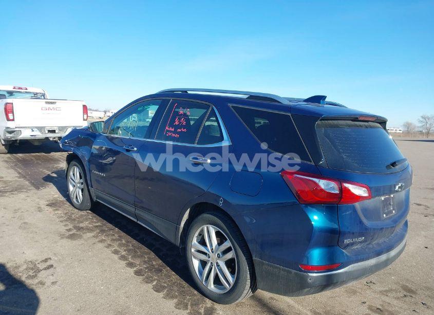 Photo 3 of 2019 Chevrolet Equinox PREMIER (VIN 3GNAXXEV4KL239612)