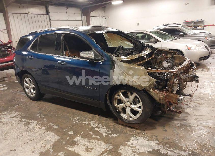 2019 Chevrolet Equinox PREMIER (VIN 3GNAXXEV4KL384133) main photo