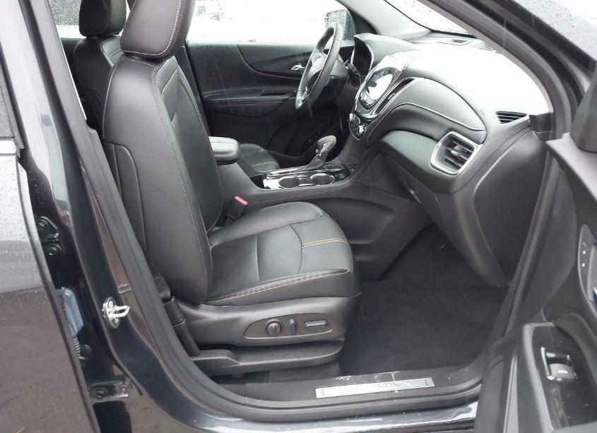 Photo 5 of 2022 Chevrolet Equinox AWD PREMIER (VIN 3GNAXXEV5NS241377)