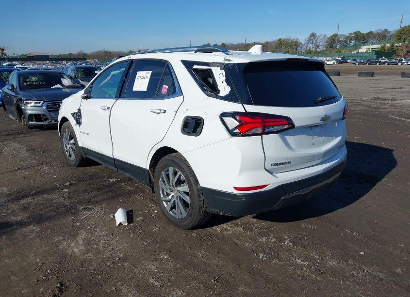 Photo 3 of 2022 Chevrolet Equinox AWD PREMIER (VIN 3GNAXXEVXNS243139)