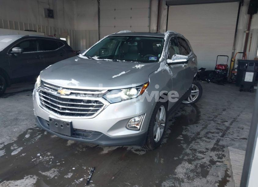 Photo 2 of 2020 Chevrolet Equinox AWD PREMIER 2.0L TURBO (VIN 3GNAXYEX0LS525147)
