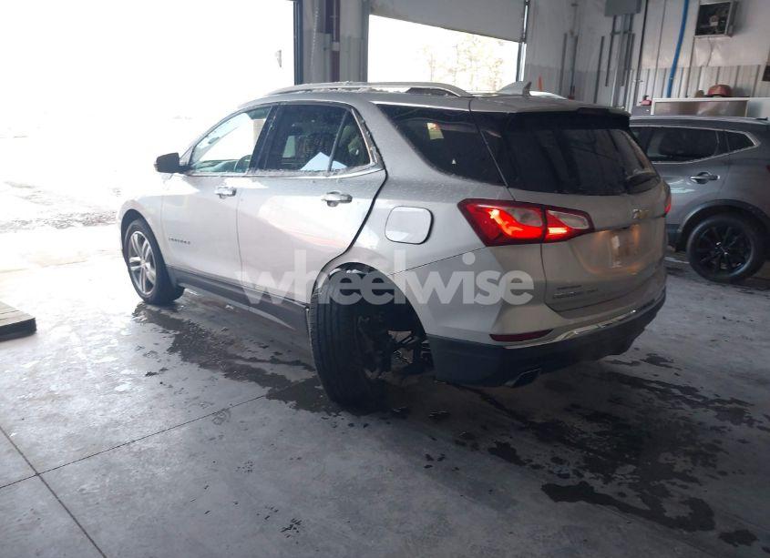 Photo 3 of 2020 Chevrolet Equinox AWD PREMIER 2.0L TURBO (VIN 3GNAXYEX0LS525147)
