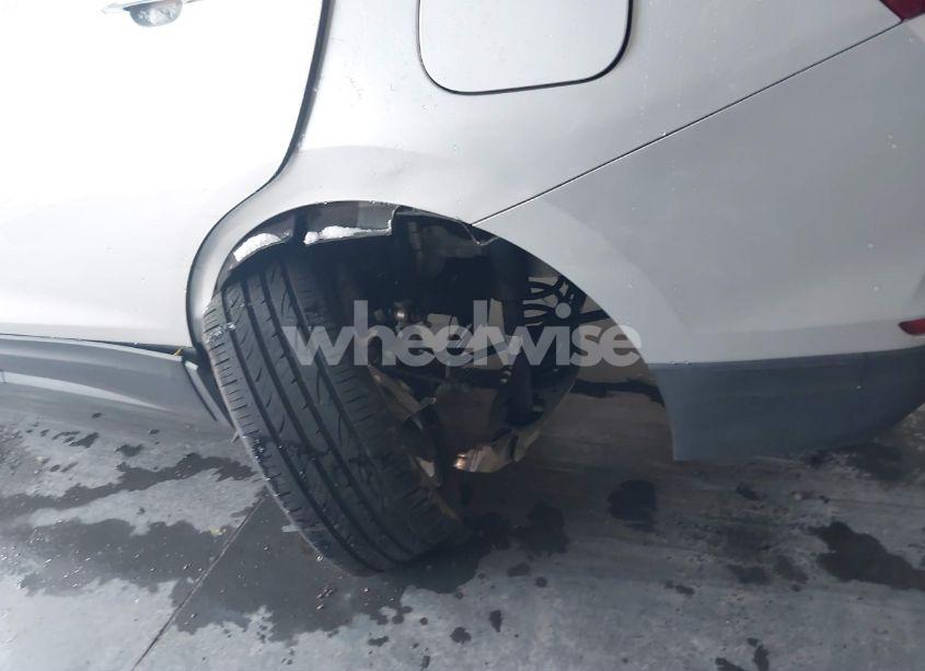 Photo 6 of 2020 Chevrolet Equinox AWD PREMIER 2.0L TURBO (VIN 3GNAXYEX0LS525147)