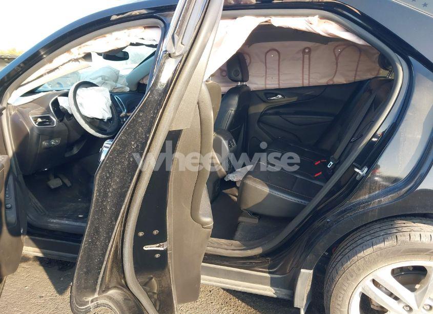 Photo 8 of 2019 Chevrolet Equinox PREMIER (VIN 3GNAXYEX2KL290677)