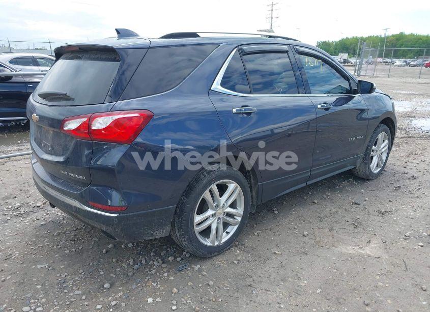 Photo 4 of 2019 Chevrolet Equinox PREMIER (VIN 3GNAXYEX4KL127903)