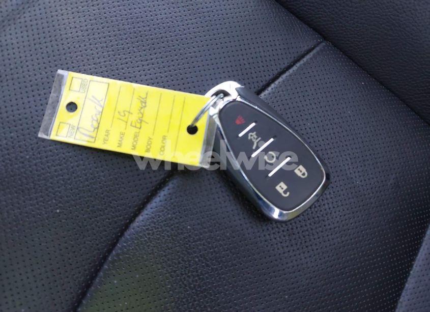 Photo 11 of 2019 Chevrolet Equinox PREMIER (VIN 3GNAXYEX7KS680079)