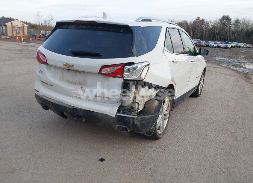 Photo 4 of 2019 Chevrolet Equinox PREMIER (VIN 3GNAXYEX8KS502746)