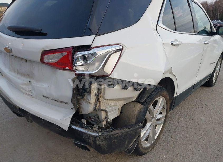 Photo 6 of 2019 Chevrolet Equinox PREMIER (VIN 3GNAXYEX8KS502746)