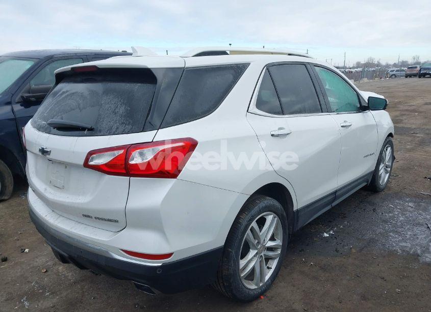 Photo 4 of 2020 Chevrolet Equinox AWD PREMIER 2.0L TURBO (VIN 3GNAXYEX9LS636425)