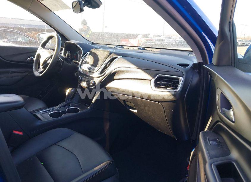 Photo 5 of 2019 Chevrolet Equinox PREMIER (VIN 3GNAXYEXXKS563113)