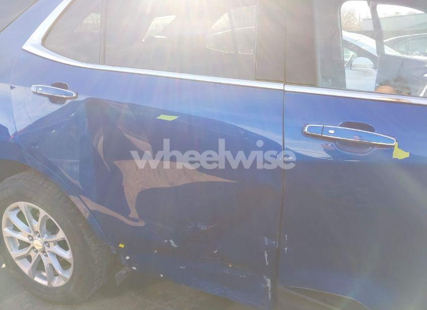 Photo 6 of 2019 Chevrolet Equinox PREMIER (VIN 3GNAXYEXXKS563113)