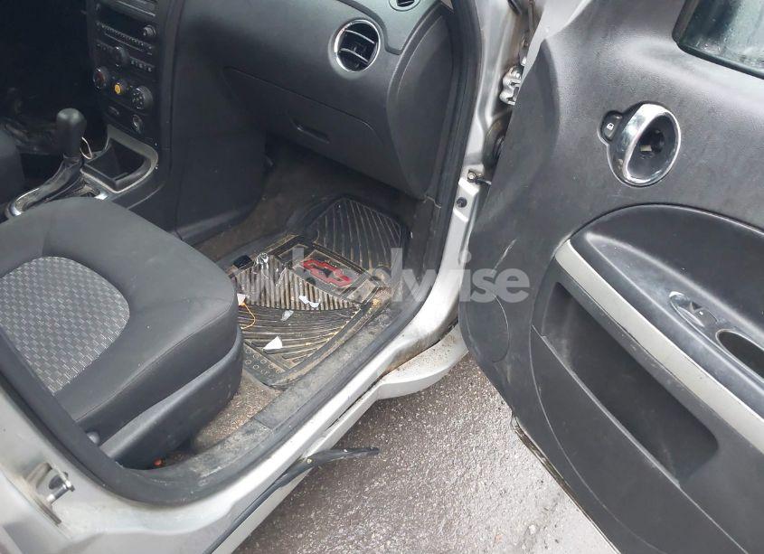 Photo 5 of 2010 Chevrolet Hhr LS (VIN 3GNBAADB1AS568363)