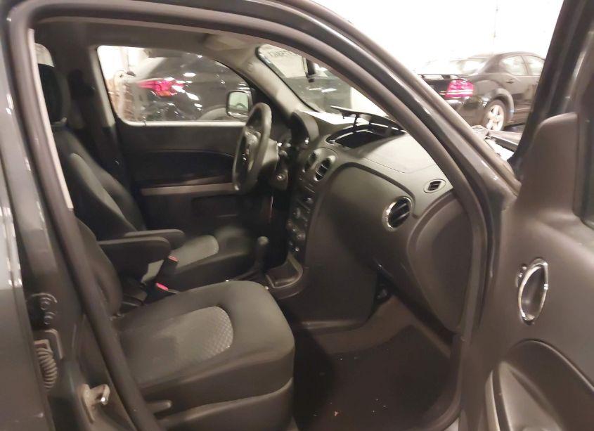 Photo 5 of 2010 Chevrolet Hhr LS (VIN 3GNBAADB3AS536661)