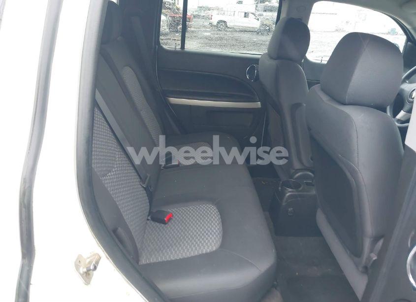Photo 8 of 2010 Chevrolet Hhr LS (VIN 3GNBAADB9AS513529)
