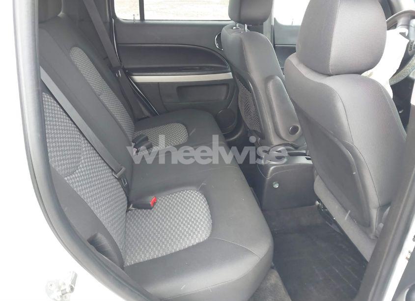Photo 8 of 2011 Chevrolet Hhr LS (VIN 3GNBAAFW2BS504768)
