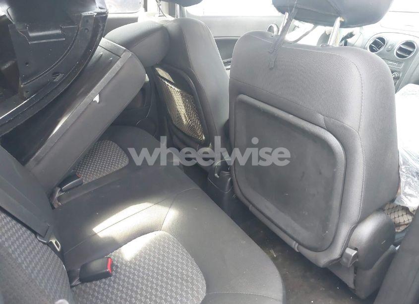 Photo 8 of 2010 Chevrolet Hhr LT (VIN 3GNBABDB5AS570526)