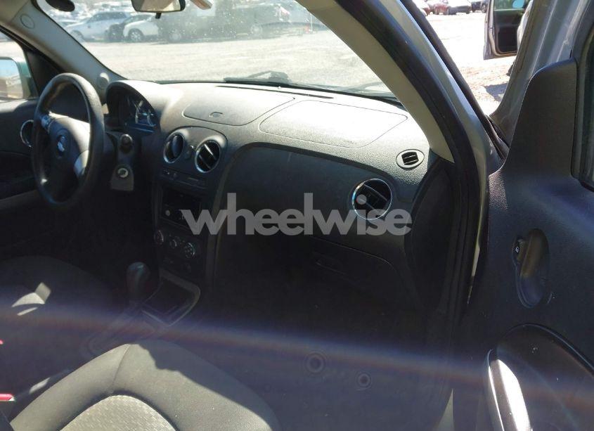 Photo 5 of 2010 Chevrolet Hhr LT (VIN 3GNBABDB5AS577377)