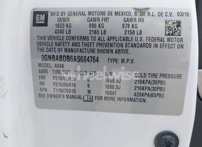 Photo 2 of 2010 Chevrolet Hhr LT (VIN 3GNBABDB6AS604764)