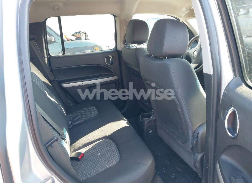 Photo 8 of 2010 Chevrolet Hhr LT (VIN 3GNBABDB7AS616390)