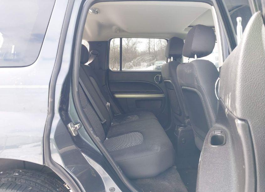 Photo 8 of 2010 Chevrolet Hhr LT (VIN 3GNBABDBXAS558887)
