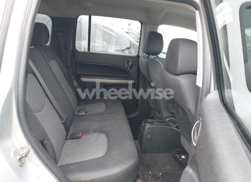 Photo 8 of 2011 Chevrolet Hhr LT (VIN 3GNBABFW3BS526591)