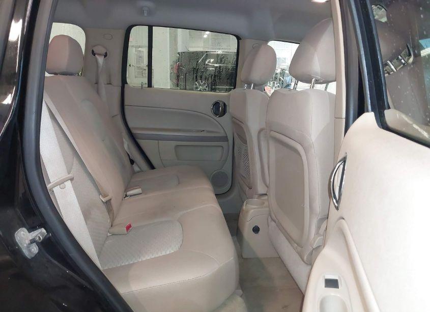 Photo 8 of 2009 Chevrolet Hhr LS (VIN 3GNCA13B39S625891)